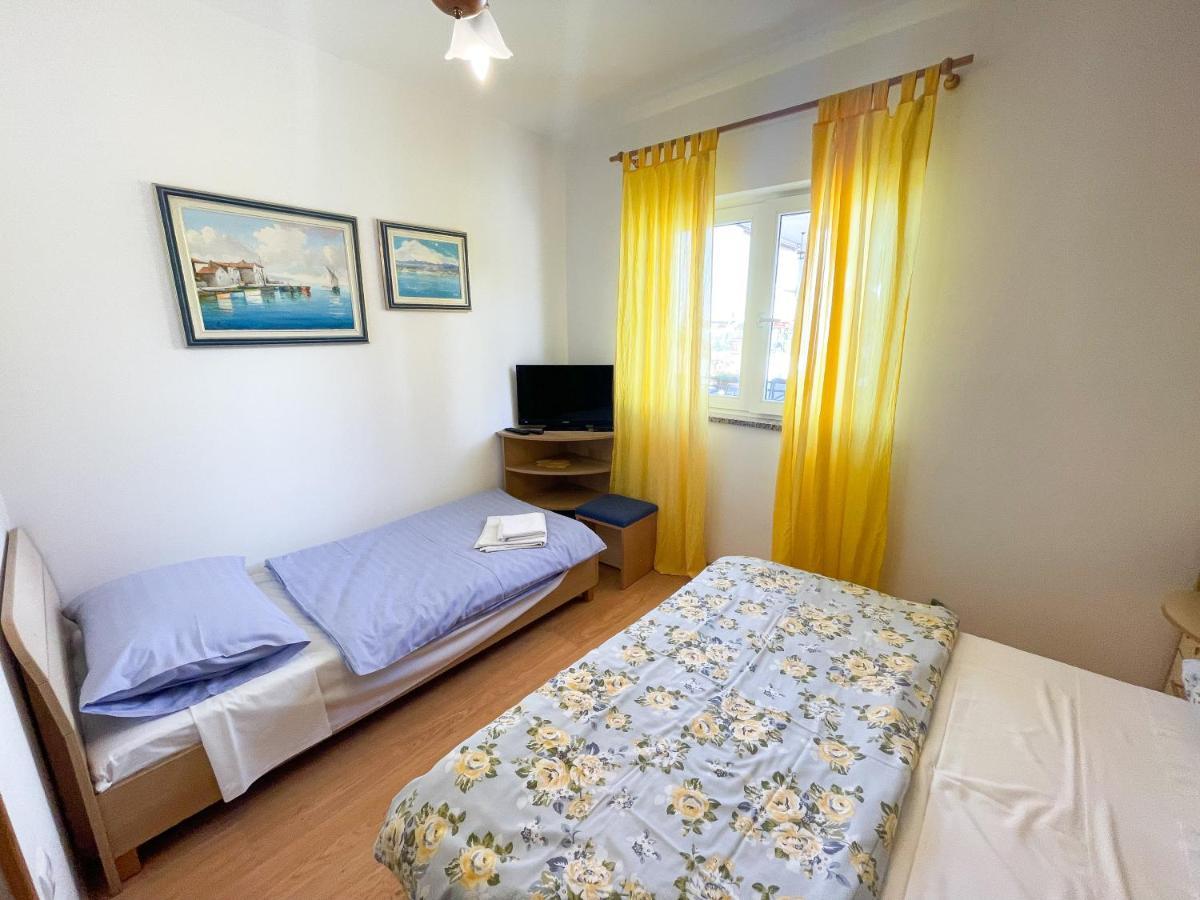 Kira Apartment *